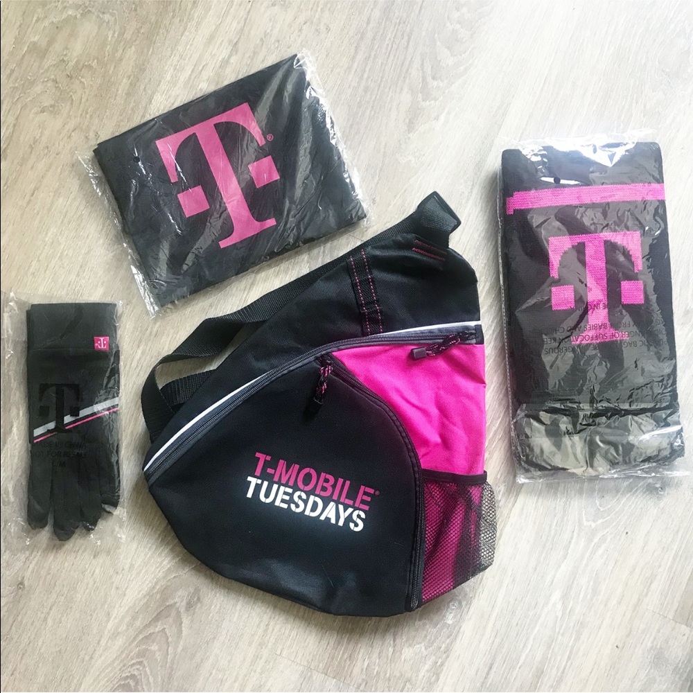 T-Mobile Tuesday Bundle - Black
